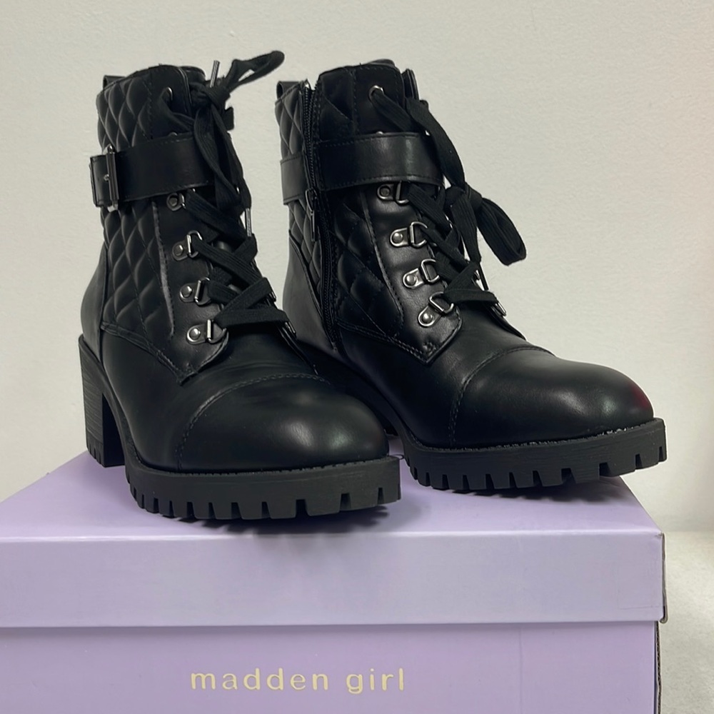 Brand new with box Women’s Madden Girl Black Harlow Combat Boots. Size is 9.5.